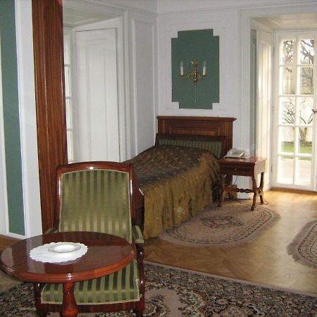 Hotel Butikowy Palac Jablonna Esterno foto