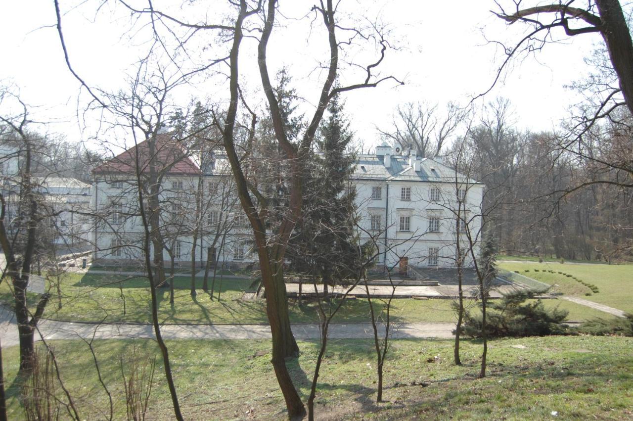 Hotel Butikowy Palac Jablonna Esterno foto