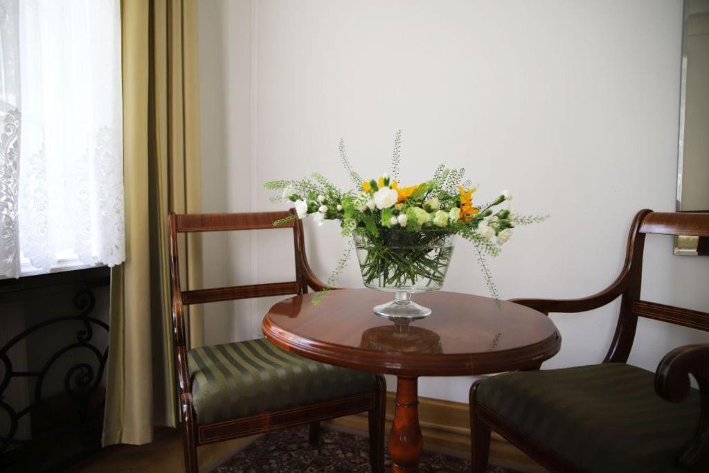 Hotel Butikowy Palac Jablonna Esterno foto
