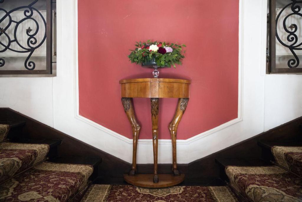 Hotel Butikowy Palac Jablonna Esterno foto