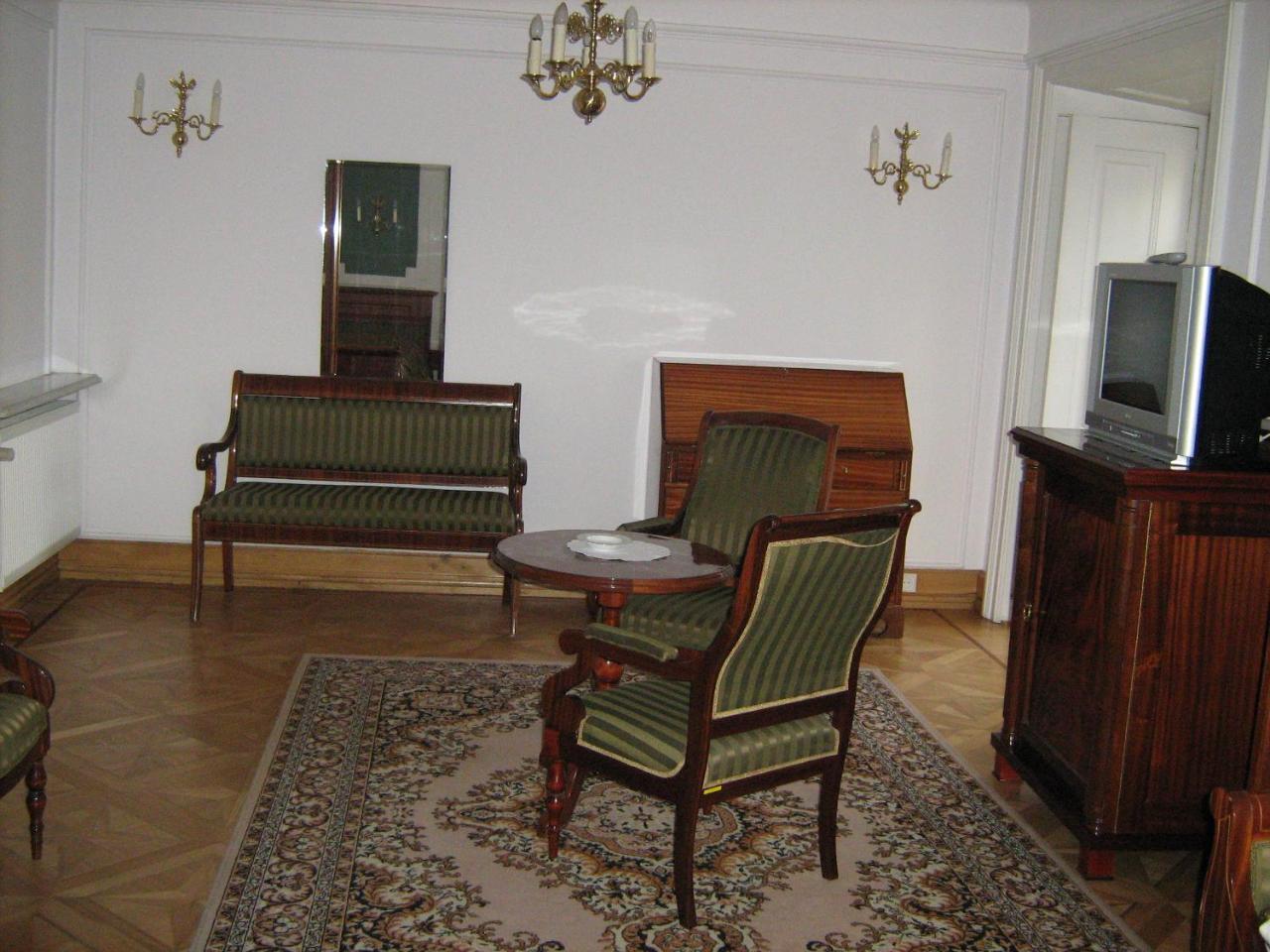 Hotel Butikowy Palac Jablonna Esterno foto